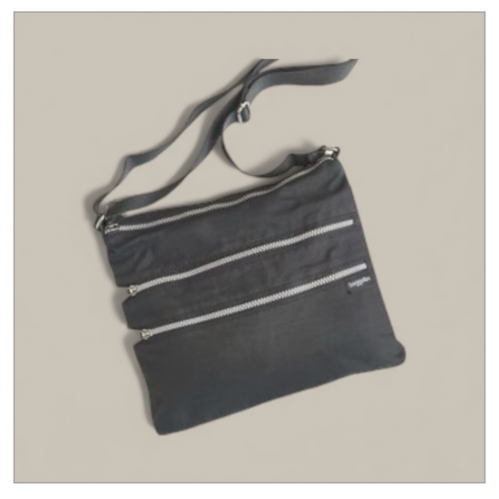 BAGGALINI crossbody bag